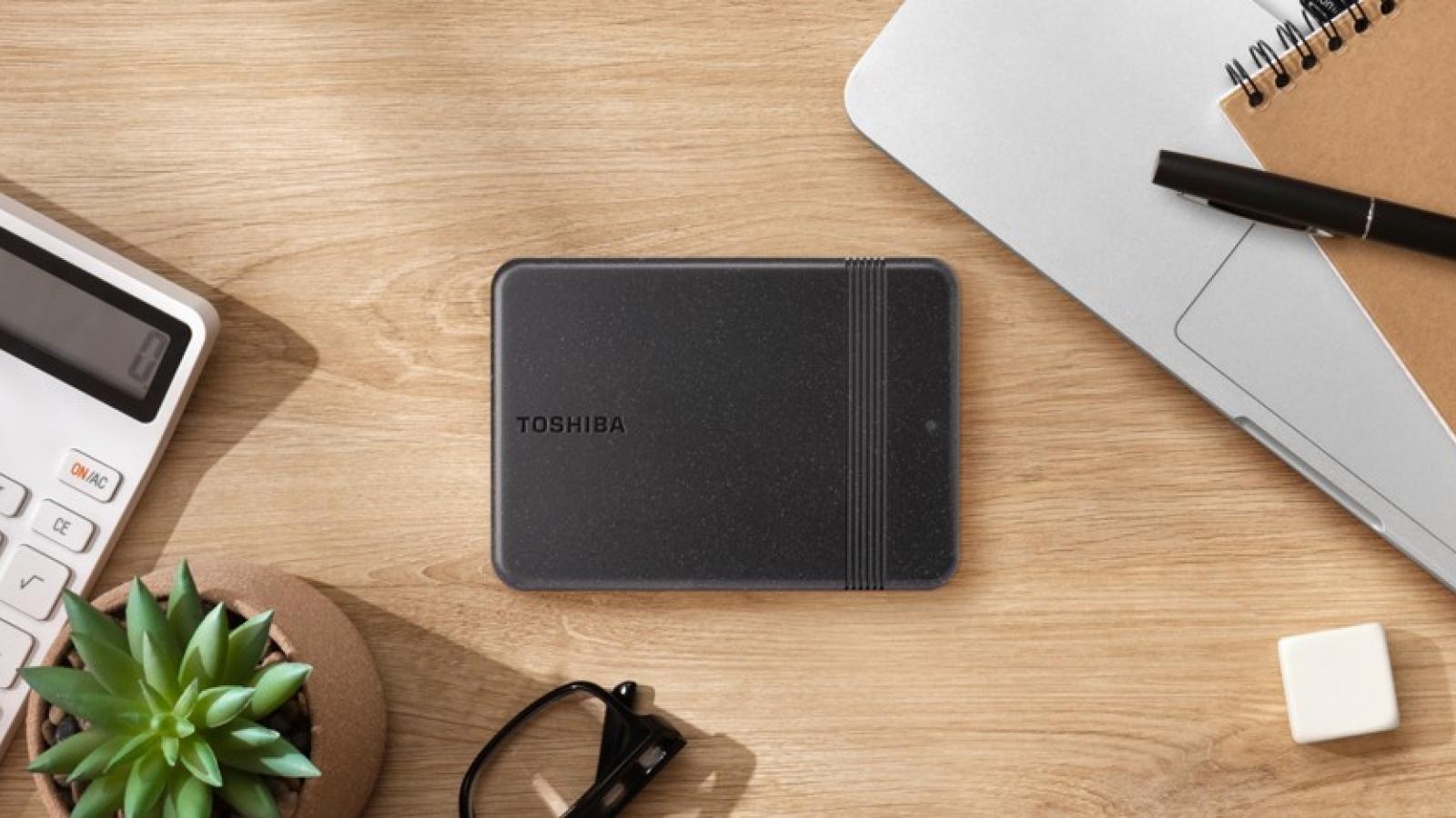 經典質感再進化!Toshiba 推出第四代 Canvio Ready 外接硬碟,融入環保材質與防滑設計