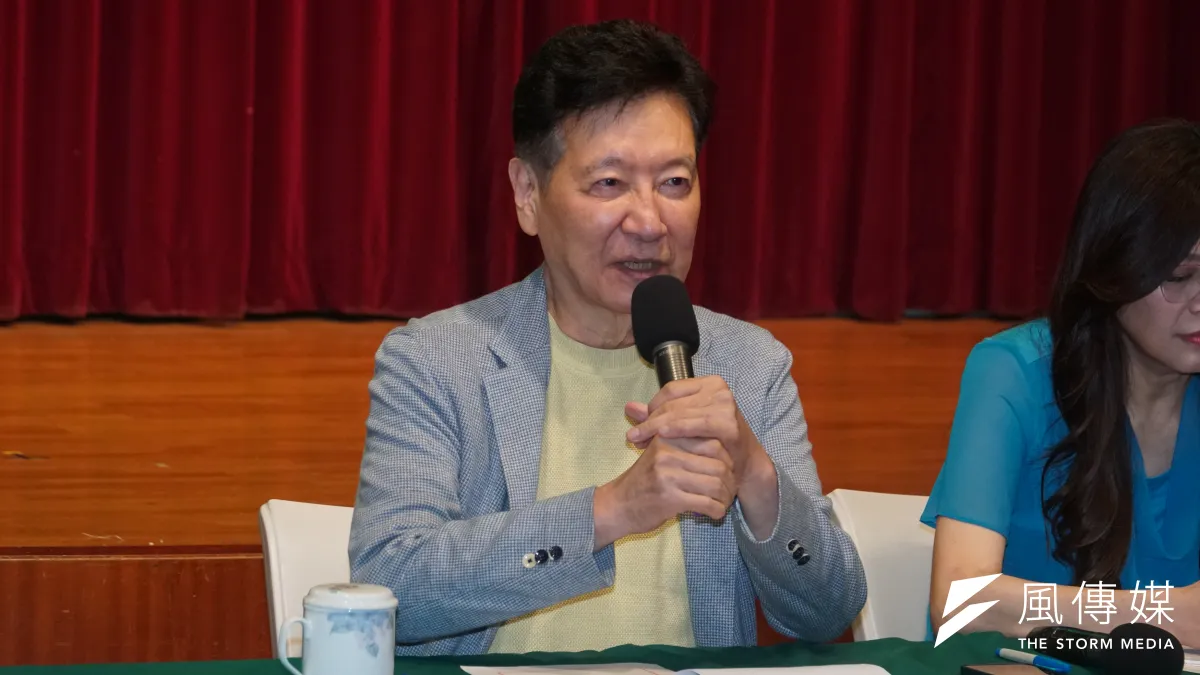 前中廣董事長趙少康召開「打臉賴清德團結國家十講」記者會。(蔡親傑攝)