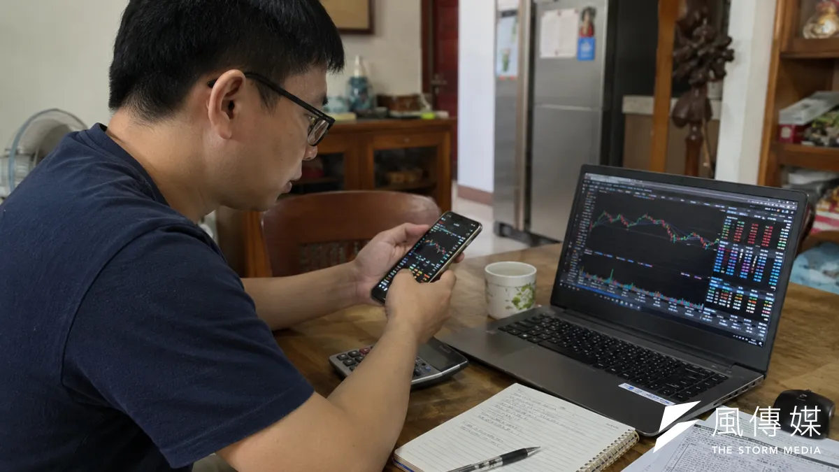 如果要達成FIRE,不能只靠價差過活,還需要穩定的現金流,這讓我想到了每年配息最穩定的金融股。(示意圖/AI生成)