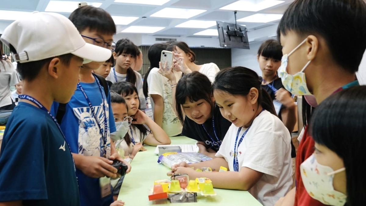 東海大學連三年培育AI小超人 160名學童展開72小時沉浸式學習