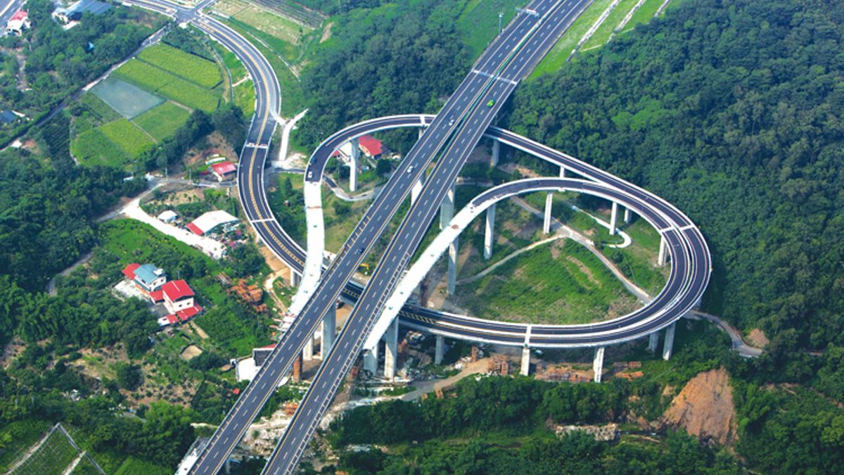 國道6號未來擬收費,引起用路人不滿。(取自國道高速公路局) 國道6號未來擬收費,引起用路人不滿。(取自國道高速公路局)