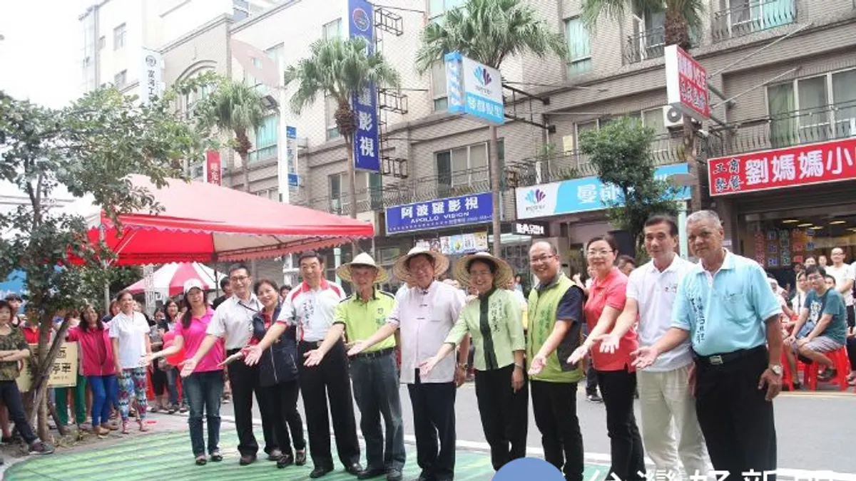 楊梅3D立體街區彩繪 成打卡熱門景點 楊梅3D立體街區彩繪 成打卡熱門景點