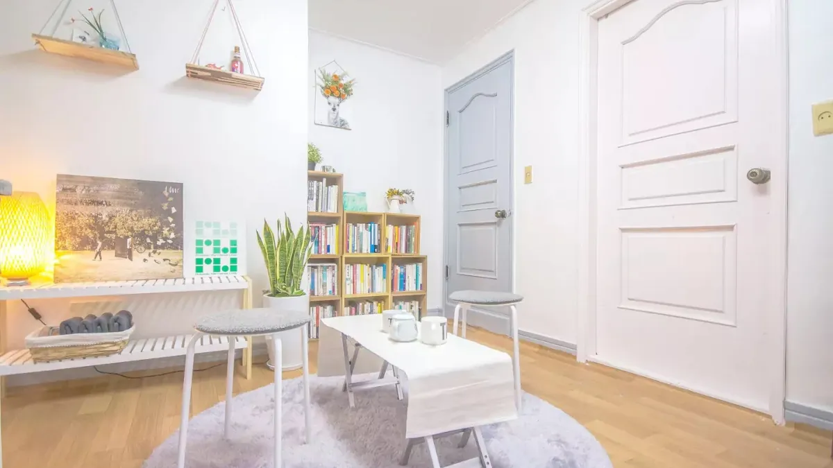 一個韓國Airbnb屋主,透過租屋看見世界。(圖/Airbnb, Backpacker's room@Hongdae提供)