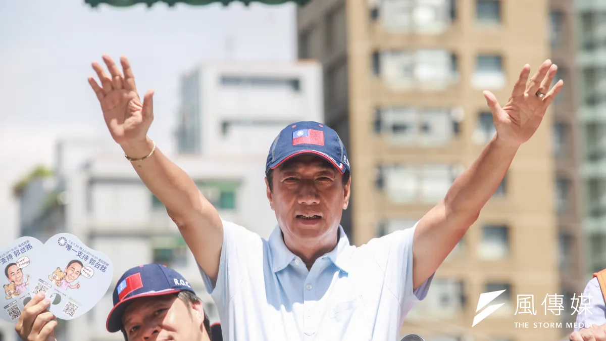 鴻海創辦人郭台銘(見圖)幕僚13日針對郭柯王三方會談表示,各種形式的可能性都有,也不排除公開。(資料照,簡必丞攝)