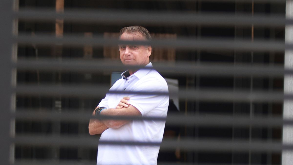 連川普親自拿關稅施壓,這次也沒能「救出好友」!巴西前總統波索納洛入獄,為失敗政變付出27年苦牢代價