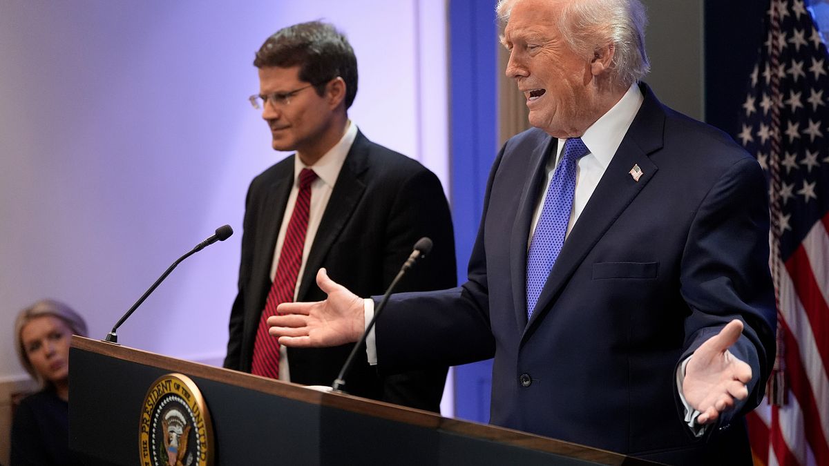 川普關稅遭推翻,追討5.6兆退款難如登天!大老闆忙打官司,CNN稱「最慘苦主還是消費者」