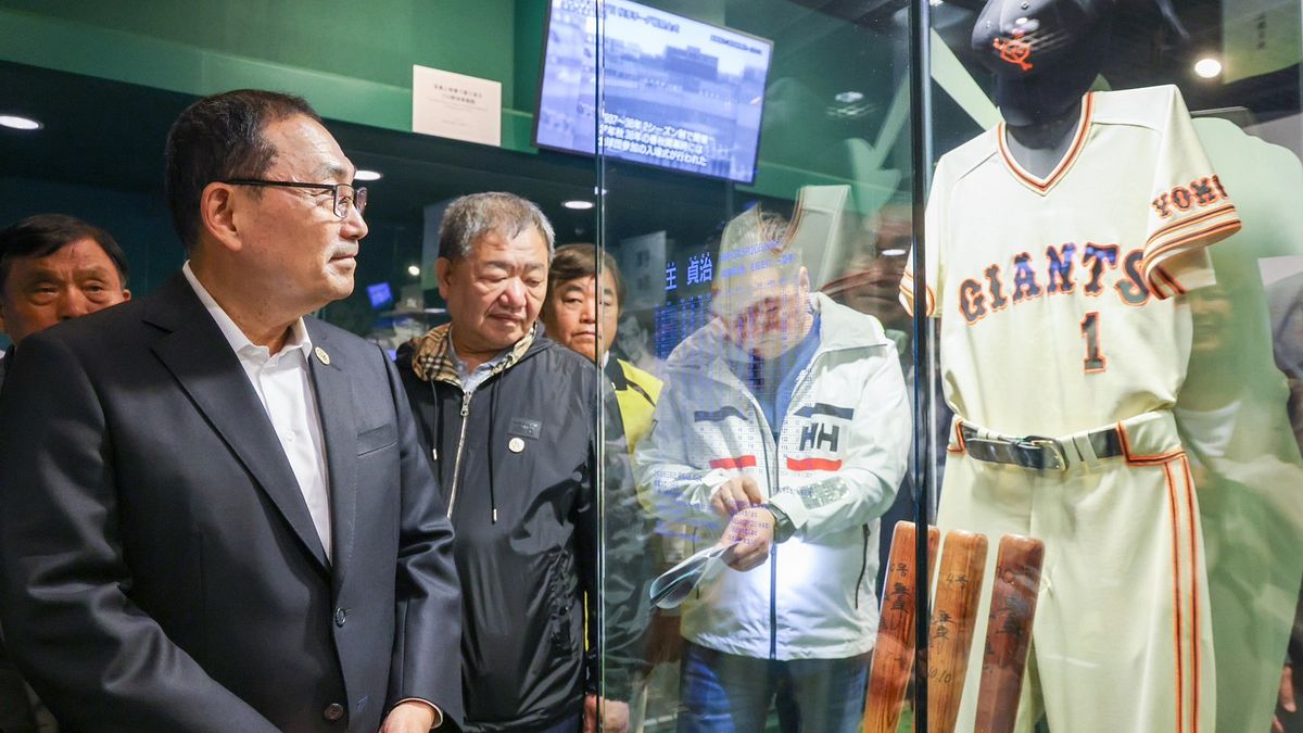 侯友宜今(13)日率領市府團隊與新北市議會訪日團參訪東京巨蛋。(圖/新北市政府提供) 侯友宜今(13)日率領市府團隊與新北市議會訪日團參訪東京巨蛋。(圖/新北市政府提供)