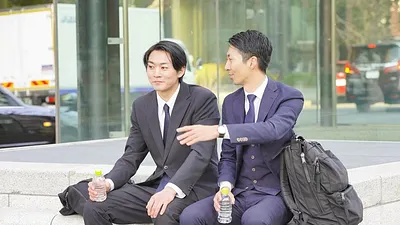 作者把工作當成投資,並提出方法建議讀者去經營。(示意圖,取自photo-ac)