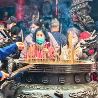 明(1)日是農曆三月十五日,也是民間信仰中「中路武財神」趙公明的聖誕之日。(資料照/洪煜勛攝) 明(1)日是農曆三月十五日,也是民間信仰中「中路武財神」趙公明的聖誕之日。(資料照/洪煜勛攝)