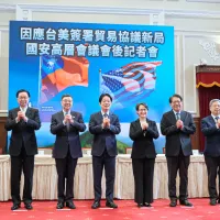 A press conference following a high-level national security meeting on responding to the new phase of U.S.–Taiwan trade relations was held at the Presidential Office in Taipei on Feb. 13. From left: Minister of Agriculture Chen Junji (陳駿季); National Secur A press conference following a high-level national security meeting on responding to the new phase of U.S.–Taiwan trade relations was held at the Presidential Office in Taipei on Feb. 13. From left: Minister of Agriculture Chen Junji (陳駿季); National Secur