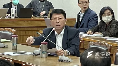 國民黨立委謝龍介7日於立法院司法法制委員會質詢,關切法務部對死刑的立場,以及如何應對憲法法庭4月23日的死刑辯論。(鍾秉哲攝)