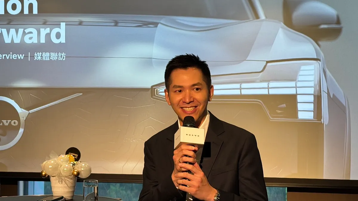 Volvo國際富豪汽車台灣區代理總裁林裕凱23日出席活動,除了談到品牌未來新車計劃,也首度回應剛上任「意外爆紅」時的心情。(劉芯衣攝) Volvo國際富豪汽車台灣區代理總裁林裕凱23日出席活動,除了談到品牌未來新車計劃,也首度回應剛上任「意外爆紅」時的心情。(劉芯衣攝)