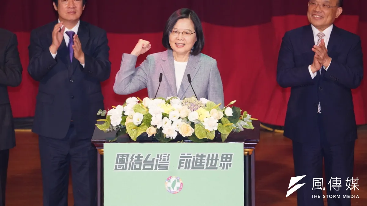 作者認為,總統蔡英文理應發揮女性慈愛聞聲救苦的特質,視民如傷。(資料照,盧逸峰攝)