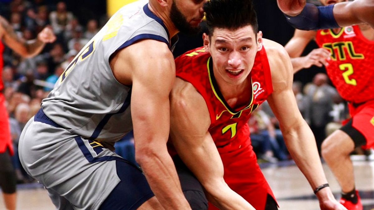 林書豪扭傷腳踝。 (美聯社) 林書豪扭傷腳踝。 (美聯社)