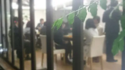 林文香想,要是相親的時候戴個面具,別人就不會知道自己是誰了,自己也不用害羞,聊起來也更隨意,後來果然大受歡迎。(圖/photo-ac)