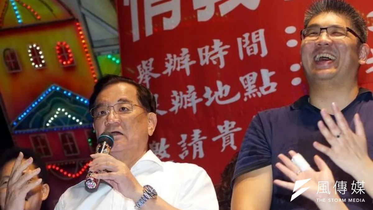 國民黨榮譽主席連戰第一次公開為兒子連勝文站台造勢。(蘇仲泓攝)