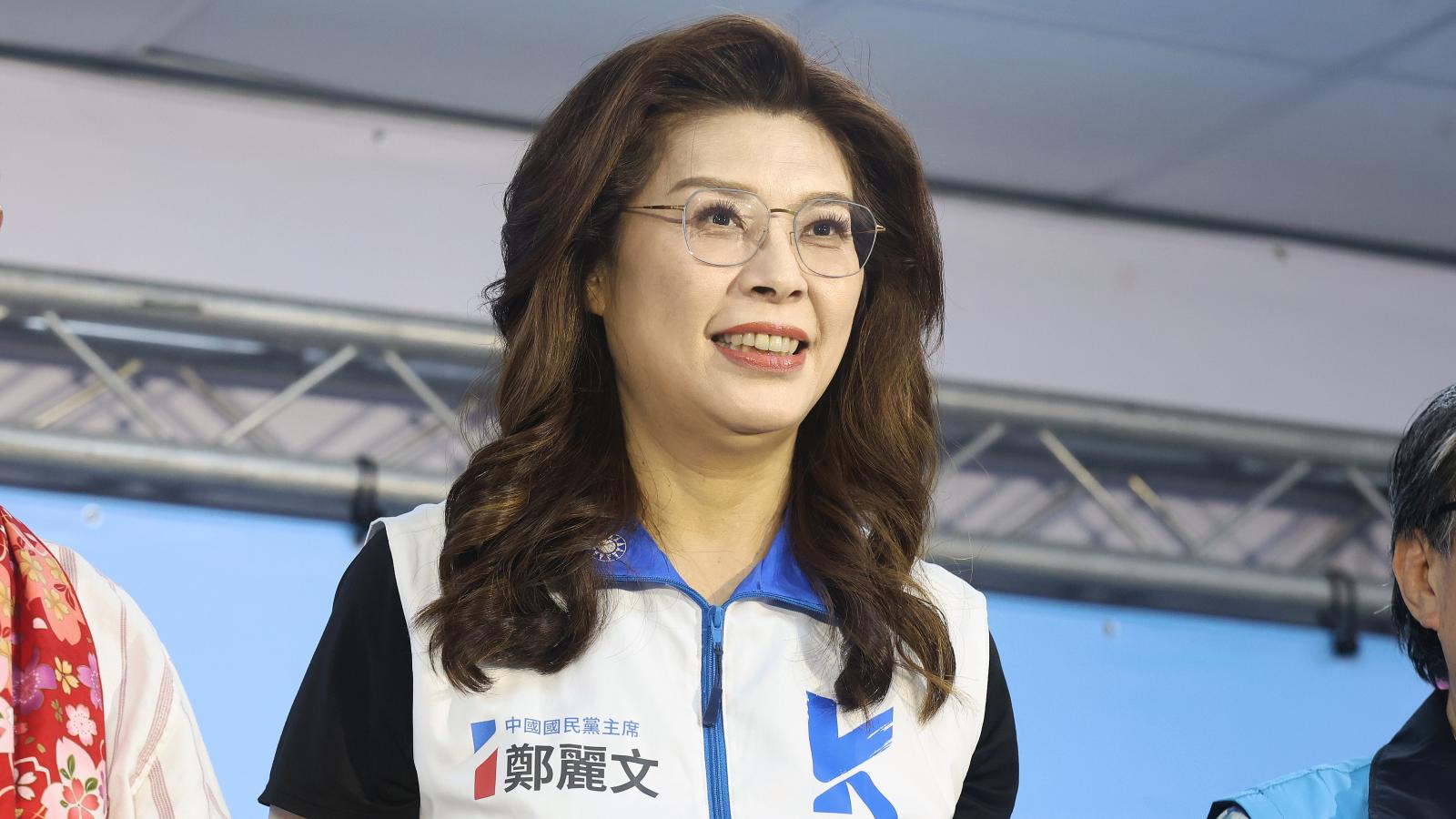接受日媒《新潮QUE》專訪 鄭麗文批民進黨:高喊台灣主體性卻失去主導權