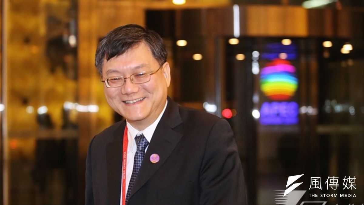 經濟部長杜紫軍6日晚間在北京表示,與中國商務部長高虎城的會晤將以貨貿協議為重點,我方同時也會向中國探問目前中韓FTA的談判進展。(林韶安攝) 經濟部長杜紫軍6日晚間在北京表示,與中國商務部長高虎城的會晤將以貨貿協議為重點,我方同時也會向中國探問目前中韓FTA的談判進展。(林韶安攝)