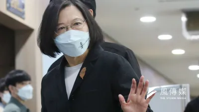 若說蔡英文總統(見圖)真要提升經濟動物福利的話,那應該抵制對豬隻使用萊劑才對,怎麼會嘴巴說要提升經濟動物福利,實際卻進口違反動物福利的萊豬呢?(資料照,柯承惠攝)