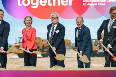 20240820-台積電德國德勒斯登(Dresden)晶圓廠20日舉行動土典禮,歐盟執委會主席范德萊恩、德國總理蕭茲、台積電董事長魏哲家等人到場。(台積電提供)
