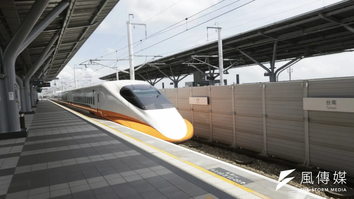 台灣高鐵年底將增苗栗、彰化、雲林3站,學者認為恐成為高鐵財務惡化的最後一根稻草。(資料照片,吳逸驊攝) 台灣高鐵年底將增苗栗、彰化、雲林3站,學者認為恐成為高鐵財務惡化的最後一根稻草。(資料照片,吳逸驊攝)
