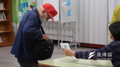 筆者呼籲,為了自己、國家未來、兩岸和平,民眾都應出門投下神聖的一票。示意圖。(資料照,顏麟宇攝)