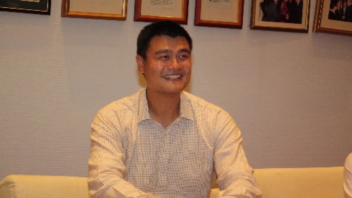 台北市副市長鄧家基28日上午受訪表示,球星姚明(圖)來台進行運動交流,市長樂觀其成,且北市府已作好萬全準備。(取自台中市政府新聞局網站)