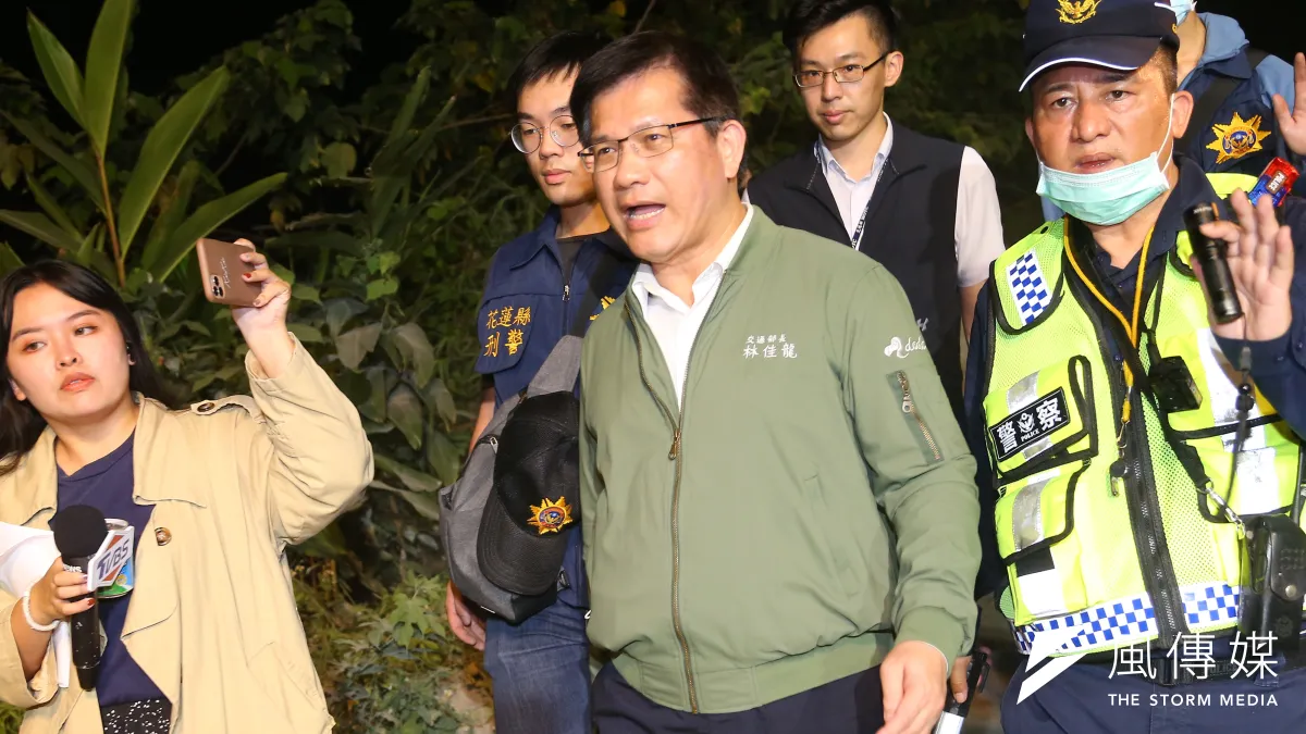 台鐵太魯閣號出軌事故,交通部長林佳龍口頭請辭中。(顏麟宇攝)