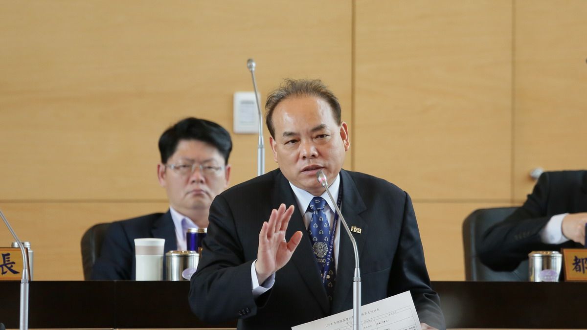 誰把里長夾克預算刪了? 議員批民政局自刪預算嫁禍議員 誰把里長夾克預算刪了? 議員批民政局自刪預算嫁禍議員