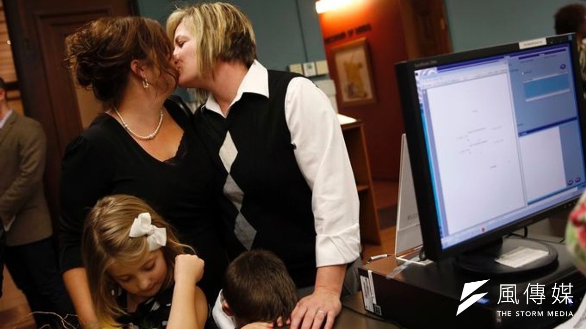 過去1年美國進展順利的同性婚姻合法化運動,6日首次遭逢重挫,顯示同志仍需努力(美聯社) 過去1年美國進展順利的同性婚姻合法化運動,6日首次遭逢重挫,顯示同志仍需努力(美聯社)