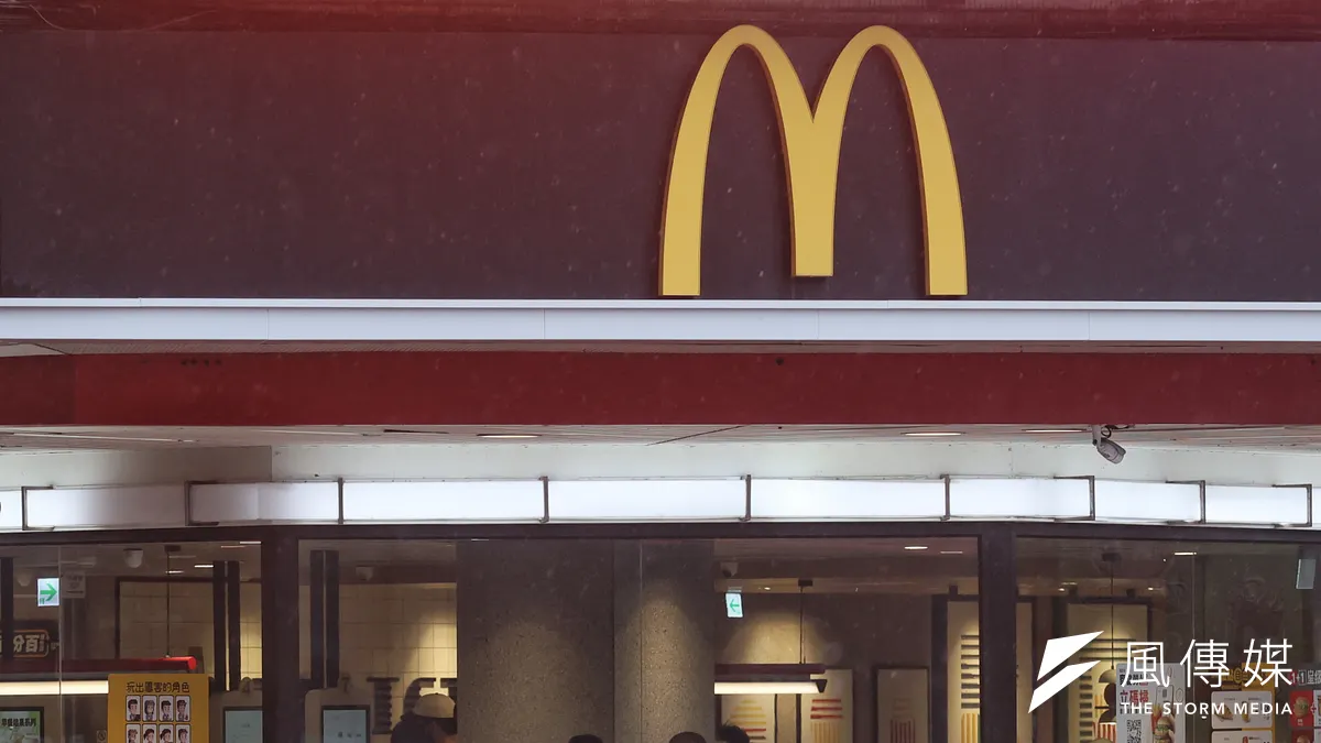 マクドナルドの元店長による女性従業員への性的暴行事件が台湾全土の注目を集めている。(撮影:柯承惠) マクドナルドの元店長による女性従業員への性的暴行事件が台湾全土の注目を集めている。(撮影:柯承惠)