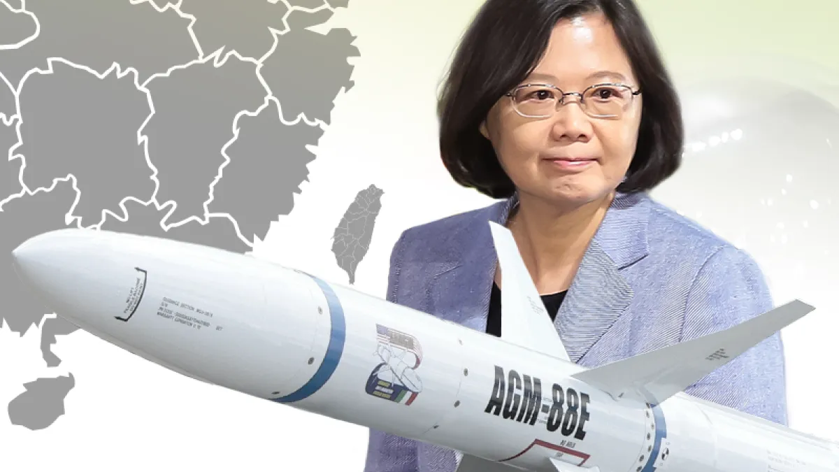 共軍將獲得射程涵蓋全台空域的俄製S-400防空飛彈,對台灣戰機造成嚴重威脅,美國近期承諾出售台灣用於摧毀防空飛彈雷達的高速反輻射飛彈HARM,也是蔡英文上台後首個新武器軍售案。(資料照,顏麟宇攝、取自維基百科,David Monniaux 攝/影像合成:風傳媒)