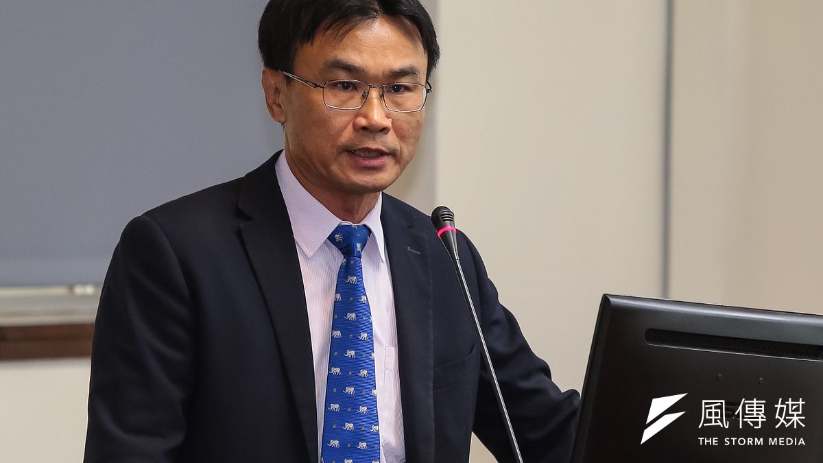 農委會主委陳吉仲接受專訪表示,自知會是許多人批評的對象,但他不在乎個人毀譽。(資料照,顏麟宇攝) 農委會主委陳吉仲接受專訪表示,自知會是許多人批評的對象,但他不在乎個人毀譽。(資料照,顏麟宇攝)