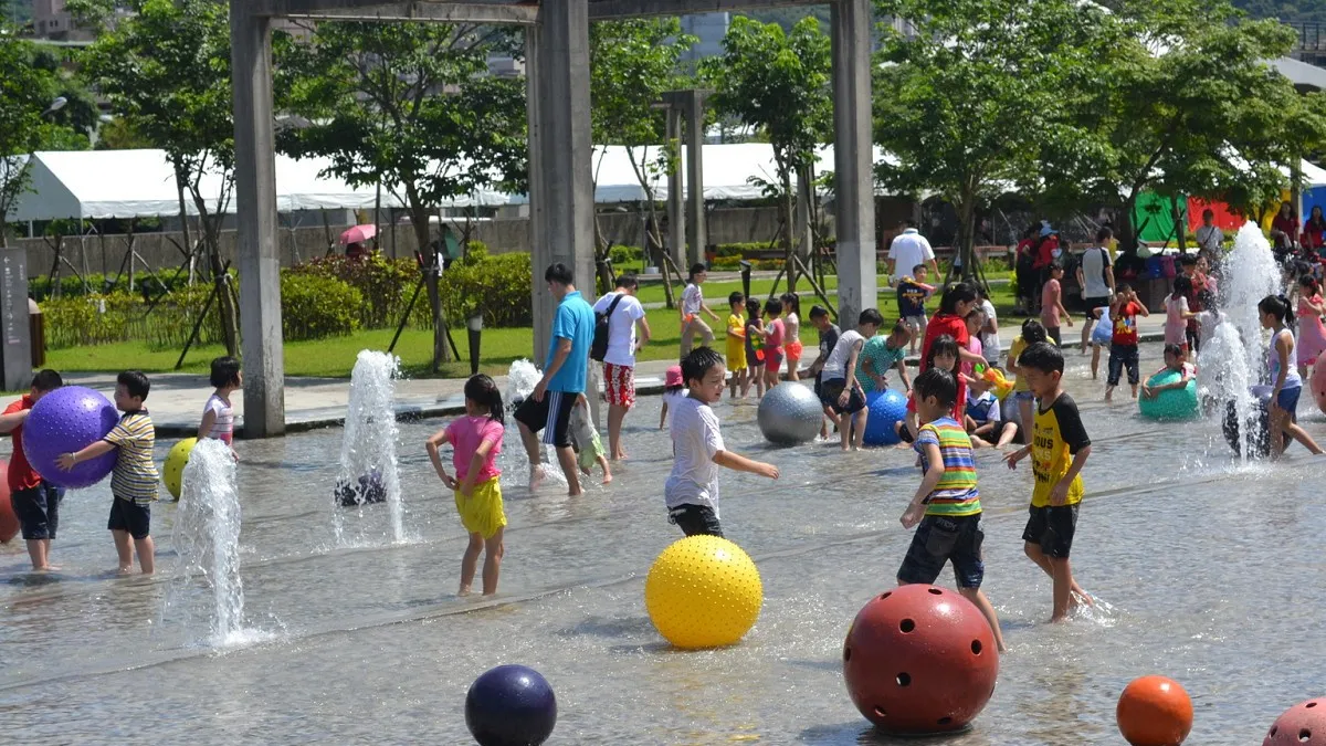 炎炎夏日清涼一下 陶博館戲水區免費開放