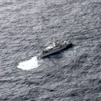 海上保安庁はオーストラリア国境警備隊主催のワークショップに機動防除隊などの専門官を講師として派遣し、インド太平洋地域10カ国の職員に対し油防除などの海上保安能力向上支援を実施した。(写真/AP通信提供) 海上保安庁はオーストラリア国境警備隊主催のワークショップに機動防除隊などの専門官を講師として派遣し、インド太平洋地域10カ国の職員に対し油防除などの海上保安能力向上支援を実施した。(写真/AP通信提供)