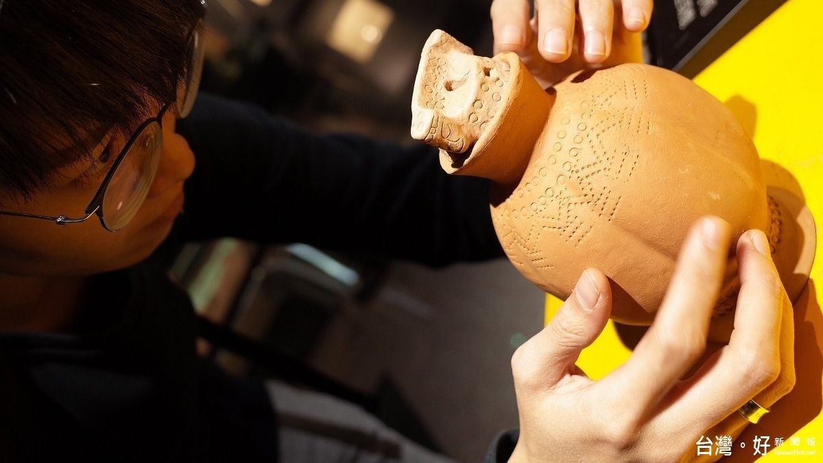 重現史前人類智慧 南瓜造型陶壺十三行博物館展出 重現史前人類智慧 南瓜造型陶壺十三行博物館展出