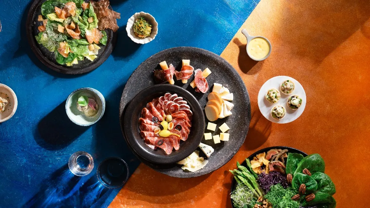 頂級Buffet品牌「饗 A JOY」晚餐、晚餐價位一次看。(圖/饗 A JOY@Facebook) 頂級Buffet品牌「饗 A JOY」晚餐、晚餐價位一次看。(圖/饗 A JOY@Facebook)