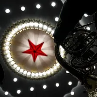 2025年3月5日、中国のオーケストラメンバーが北京人民大会堂で全国両会(全人代、中国人民政治協商会議)の開幕式のリハーサルを行う。 2025年3月5日、中国のオーケストラメンバーが北京人民大会堂で全国両会(全人代、中国人民政治協商会議)の開幕式のリハーサルを行う。