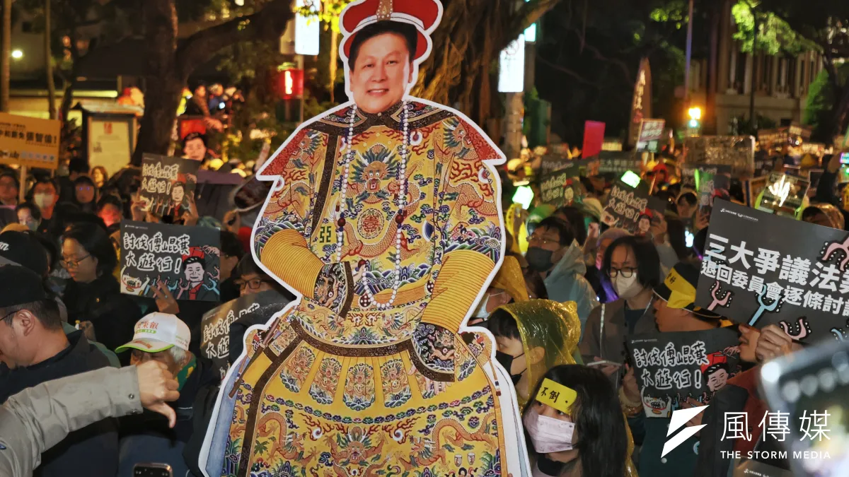 國民黨立院黨團總召傅崐萁(見圖)一度被青鳥鎖定為罷免對象,他近期的爭議,促使罷免聲浪再起。(柯承惠攝)