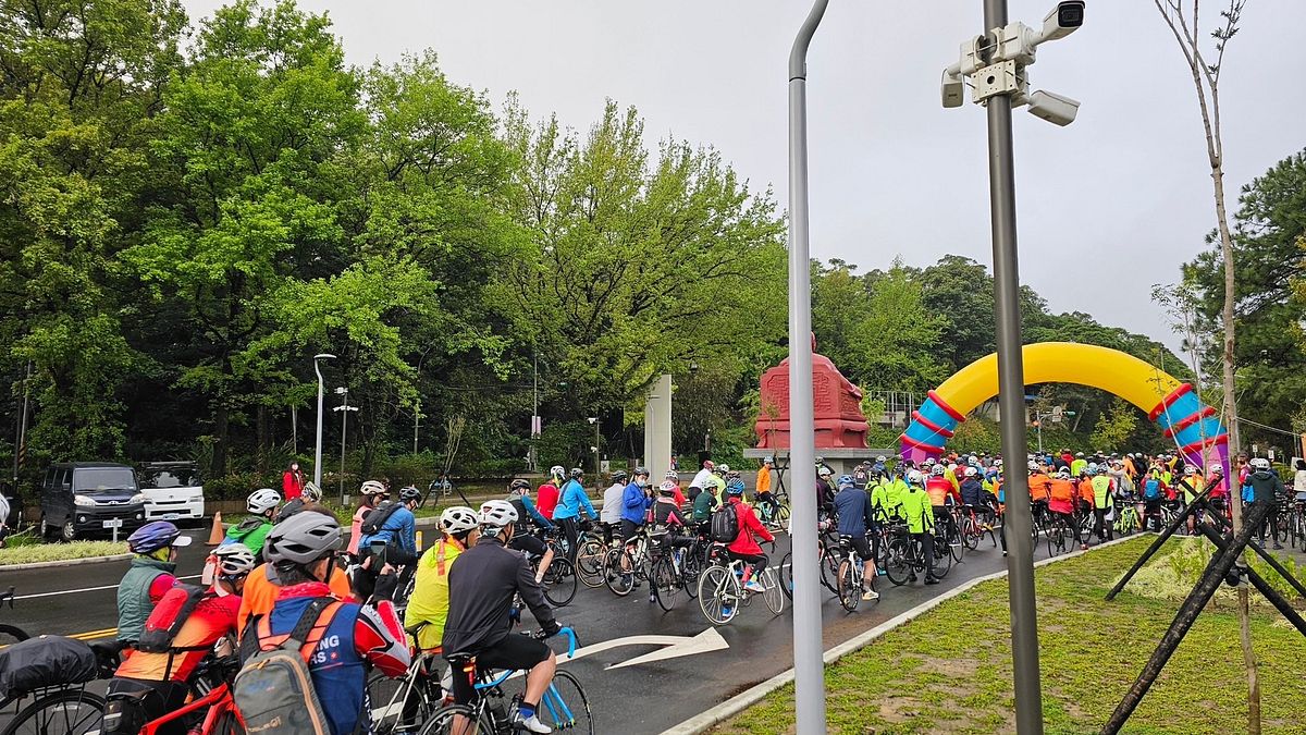 桃園北橫「挑戰極限,馳騁櫻花海」及「萌運動family go」自行車活動,報名開跑。(圖/桃園市政府觀旅局提供) 桃園北橫「挑戰極限,馳騁櫻花海」及「萌運動family go」自行車活動,報名開跑。(圖/桃園市政府觀旅局提供)