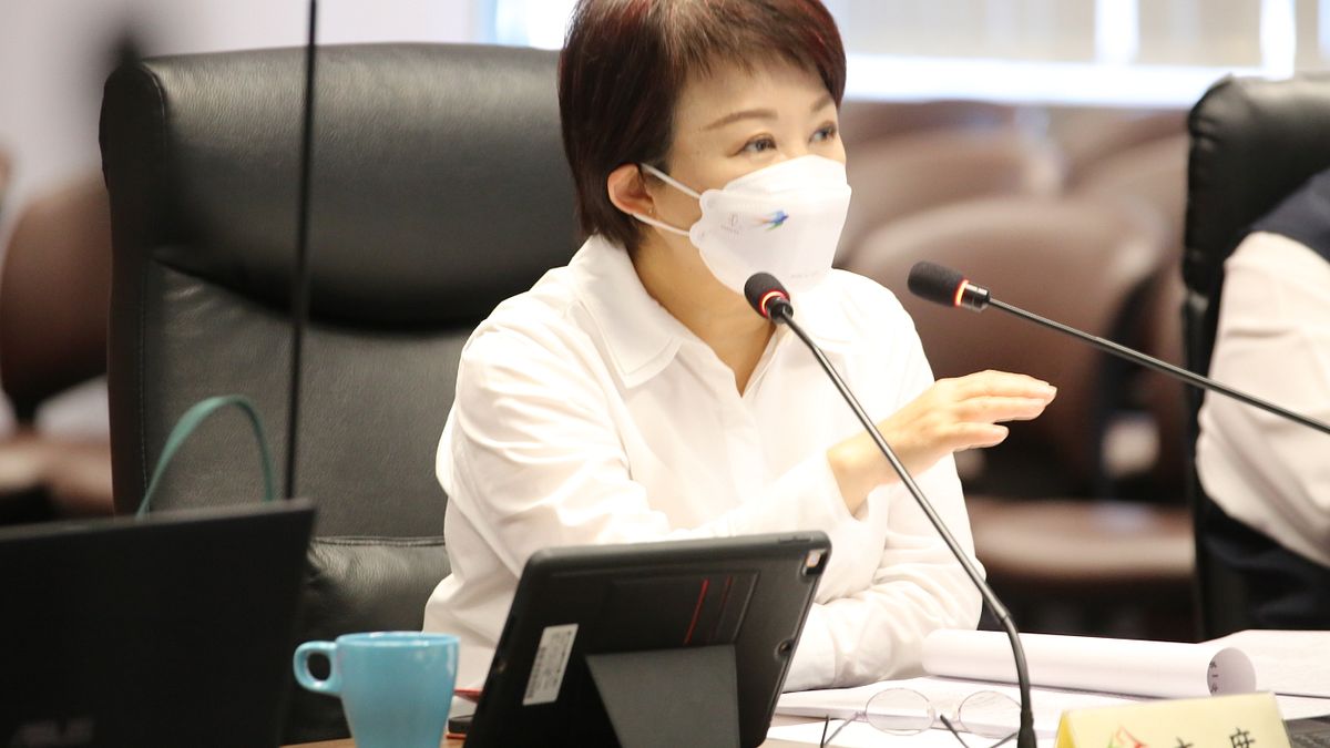 中市政府11日召開食品安全會報,盧秀燕市長強調,針對有疑慮產品加強查驗,查驗6倍增,嚴守食安、落實稽查,確保市民健康。(圖/台中市政府) 中市政府11日召開食品安全會報,盧秀燕市長強調,針對有疑慮產品加強查驗,查驗6倍增,嚴守食安、落實稽查,確保市民健康。(圖/台中市政府)