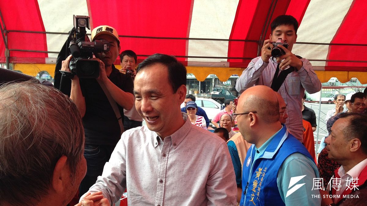 2015年的「換柱」過程,朱立倫扮演什麼角色,至今仍未完全明朗化。(資料照,羅暐智攝) 2015年的「換柱」過程,朱立倫扮演什麼角色,至今仍未完全明朗化。(資料照,羅暐智攝)