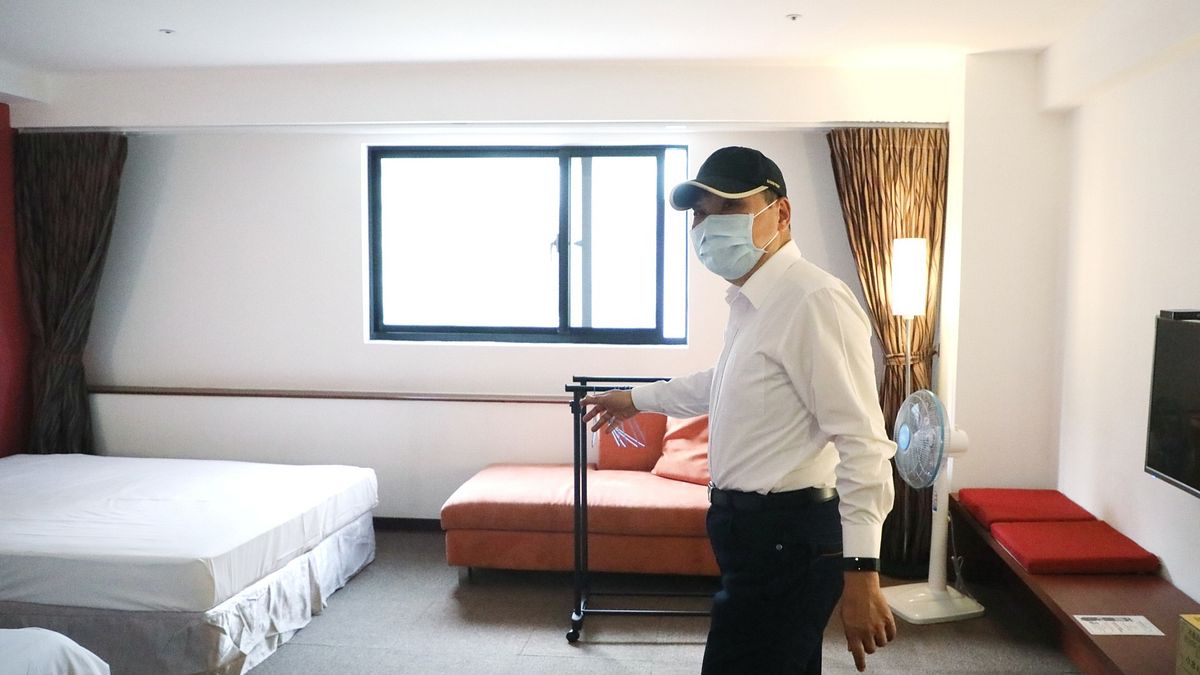 新北市長侯友宜宣布徵用飯店作為安置輕症及無症狀者的集中檢疫中心,擬訂21日啟用,將可提供183間房,舒緩醫療壓力。(圖/新北市衛生局提供) 新北市長侯友宜宣布徵用飯店作為安置輕症及無症狀者的集中檢疫中心,擬訂21日啟用,將可提供183間房,舒緩醫療壓力。(圖/新北市衛生局提供)