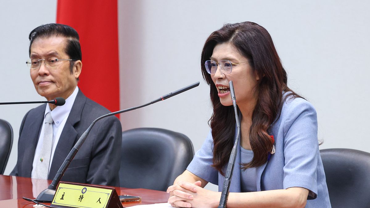 反酸綠媒曾喊「擋軍購是鄭習會門票」 黃揚明:正在審了習近平還是願見鄭麗文