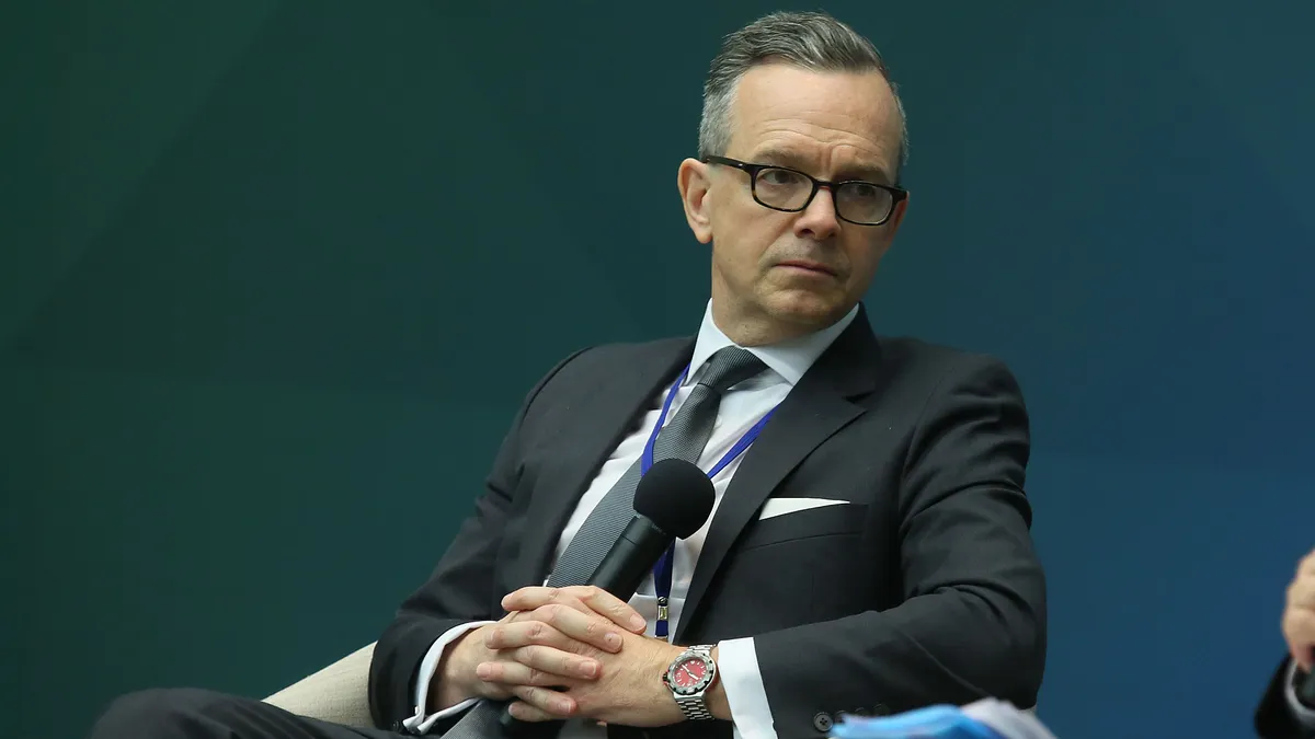 美台商業協會主辦的「美台國防工業會議」是軍事對話的重要平台,會長韓儒伯(見圖)掌舵該協會長達25年,在台美軍事中有著莫大影響力。(資料照,柯承惠攝) 美台商業協會主辦的「美台國防工業會議」是軍事對話的重要平台,會長韓儒伯(見圖)掌舵該協會長達25年,在台美軍事中有著莫大影響力。(資料照,柯承惠攝)