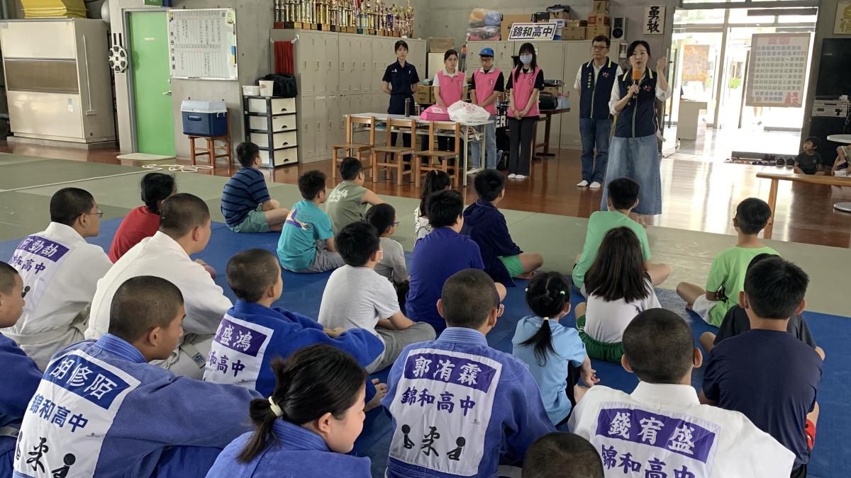 新北警暑期防身營開跑 結合安全教育與柔道體驗打造孩子自保力