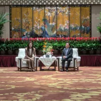 Kuomintang Chairperson Cheng Li-wun leads a delegation on a visit to mainland China, meeting Jiangsu Provincial Party Secretary Xin Changxing at noon on April 8, 2026. (Photo / Yang Teng-kai) Kuomintang Chairperson Cheng Li-wun leads a delegation on a visit to mainland China, meeting Jiangsu Provincial Party Secretary Xin Changxing at noon on April 8, 2026. (Photo / Yang Teng-kai)