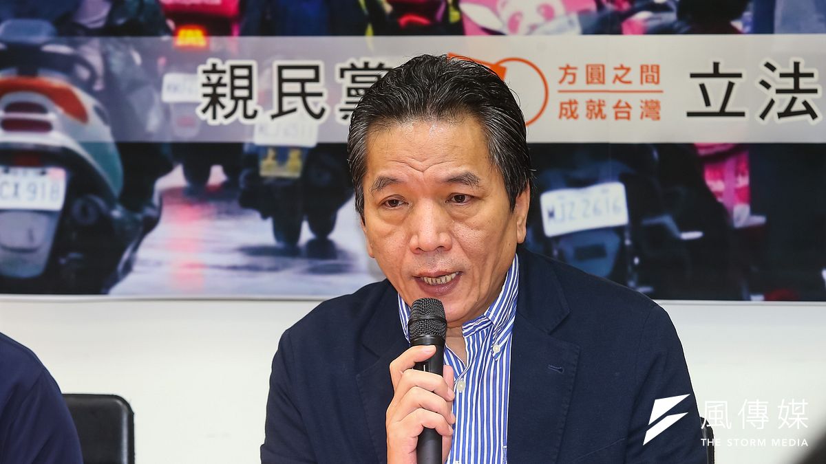 20190927-親民黨立委李鴻鈞27日於立院接受媒體聯訪。(顏麟宇攝) 20190927-親民黨立委李鴻鈞27日於立院接受媒體聯訪。(顏麟宇攝)