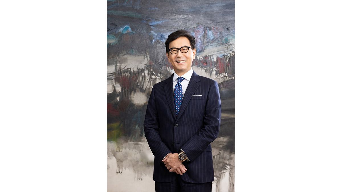 台灣大哥大董事長蔡明忠表示,台灣大秉持「永續思維 誠信踏實」核心理念,訂定「心大願景計畫」,並將「永續發展委員會」提升為董事會層級。 台灣大哥大董事長蔡明忠表示,台灣大秉持「永續思維 誠信踏實」核心理念,訂定「心大願景計畫」,並將「永續發展委員會」提升為董事會層級。