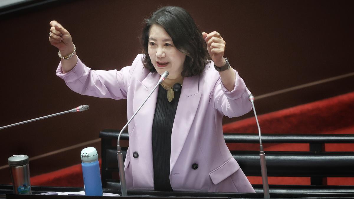 吳思瑤掏台電24年前公文控延宕變電所 北市府回擊:根本已讀亂回